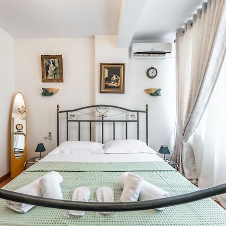 Vintage And Warm 2Br Apartament In Tirana Exterior photo